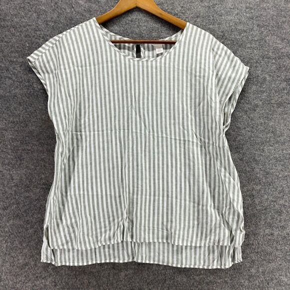 5/$45 Caslon Blouse Women L Large Gray Striped Short Sleeve Linen Crew Neck - Picture 3 of 9